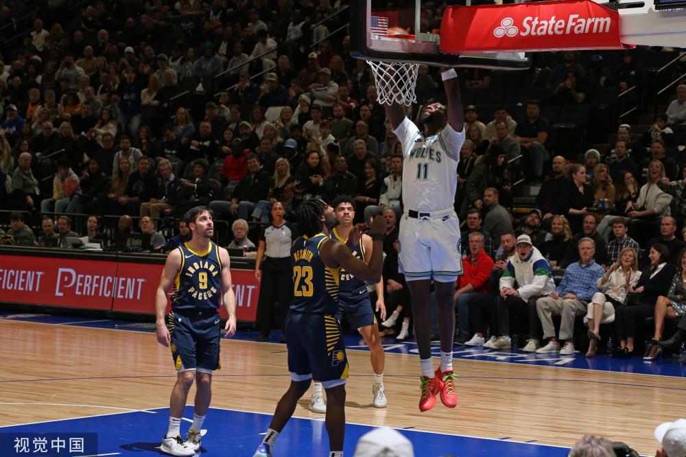 相比之下 相比之下