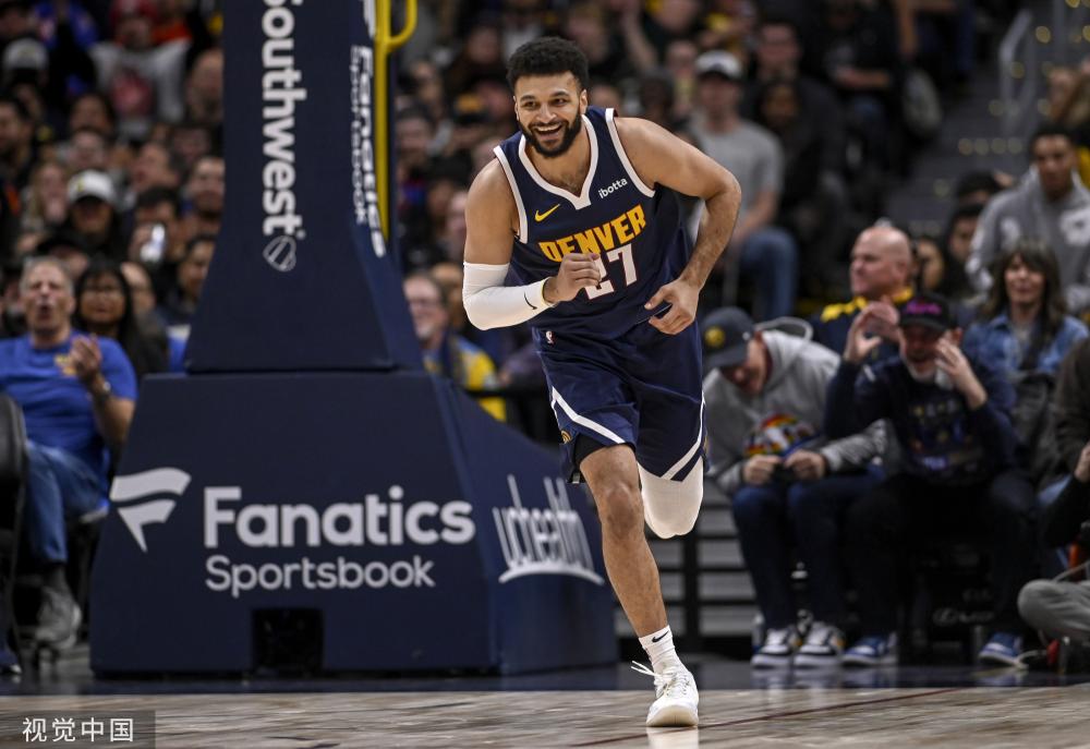 他们之间的 他们之间的